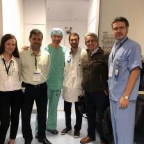El Dr. Enrique Lledó invitado en Cali-Colombia para charlar sobre cirugía de pró...