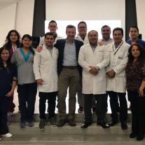 El Dr. Lledó realiza los 3 primeros implantes de prótesis peneanas en Ecuador.